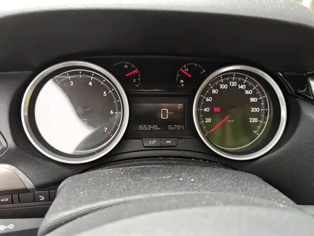 Peugeot 408 — миниатюра 12
