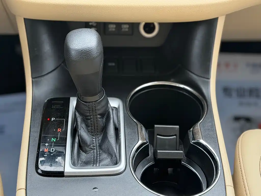 Toyota Highlander — миниатюра 14