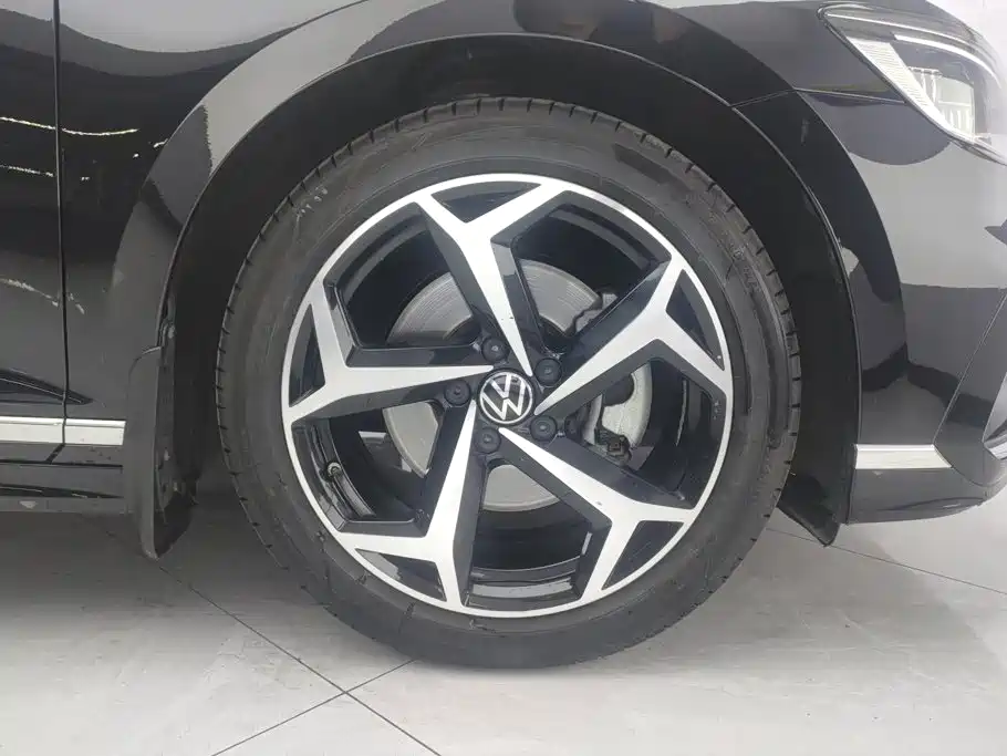 Volkswagen Magotan 2023 200 330TSI DSG Luxury