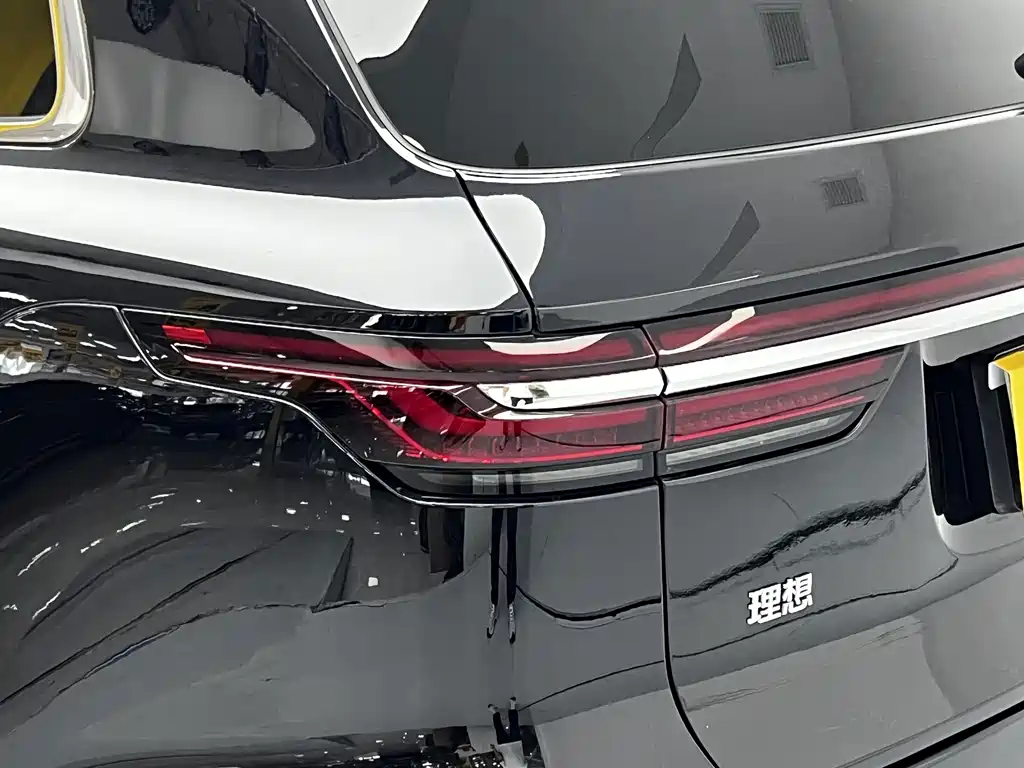 Li Auto Li ONE — миниатюра 8