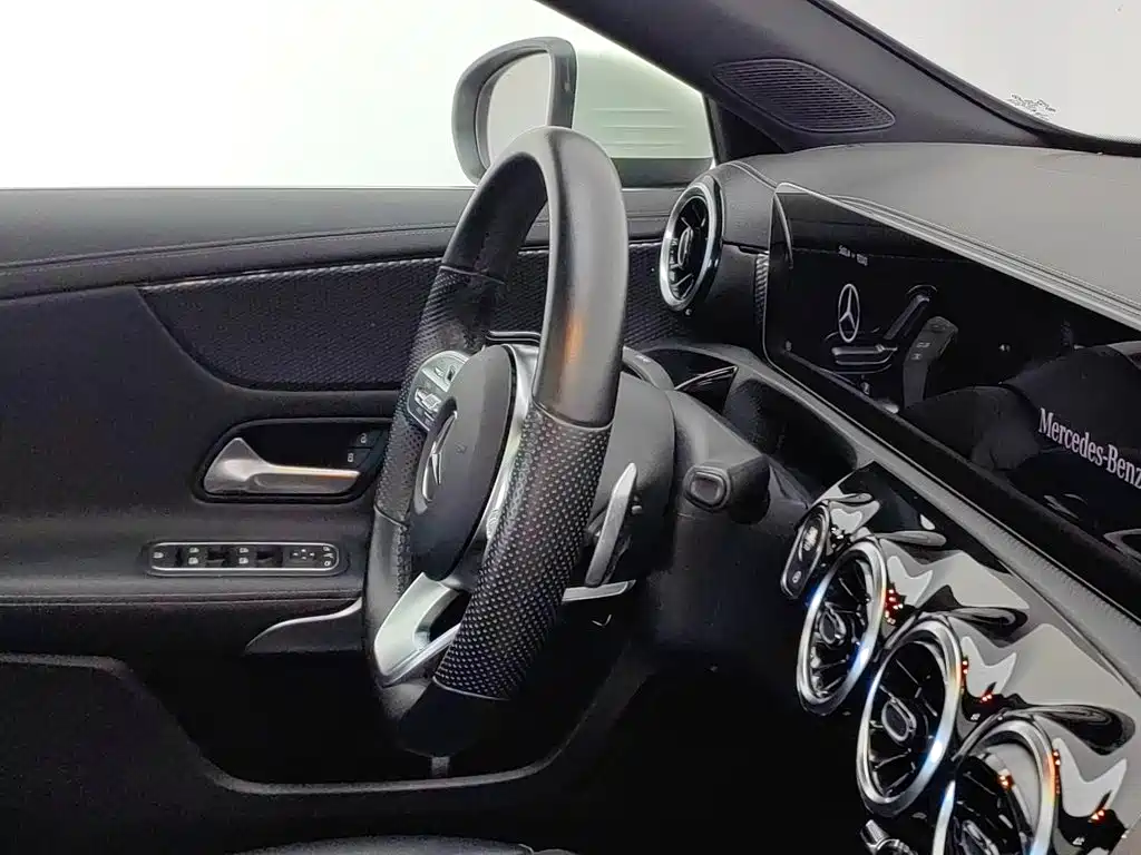 Mercedes-Benz A-Class — миниатюра 23