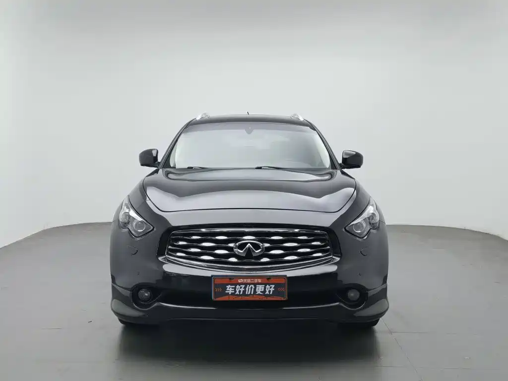Infiniti FX — миниатюра 3