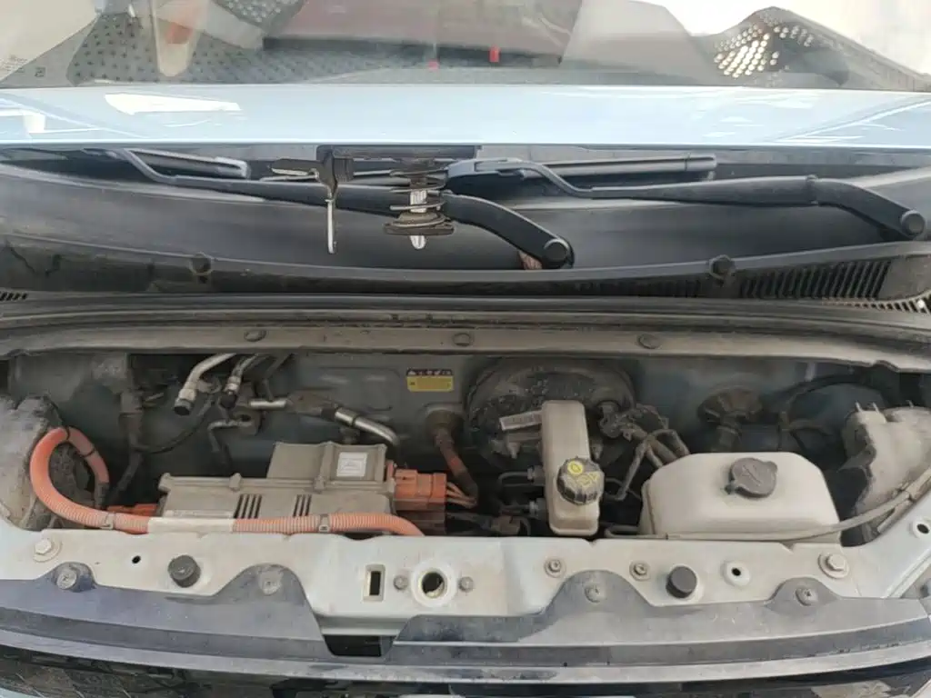Wuling MINIEV — миниатюра 20