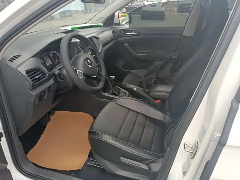 Volkswagen T-Cross — миниатюра 15