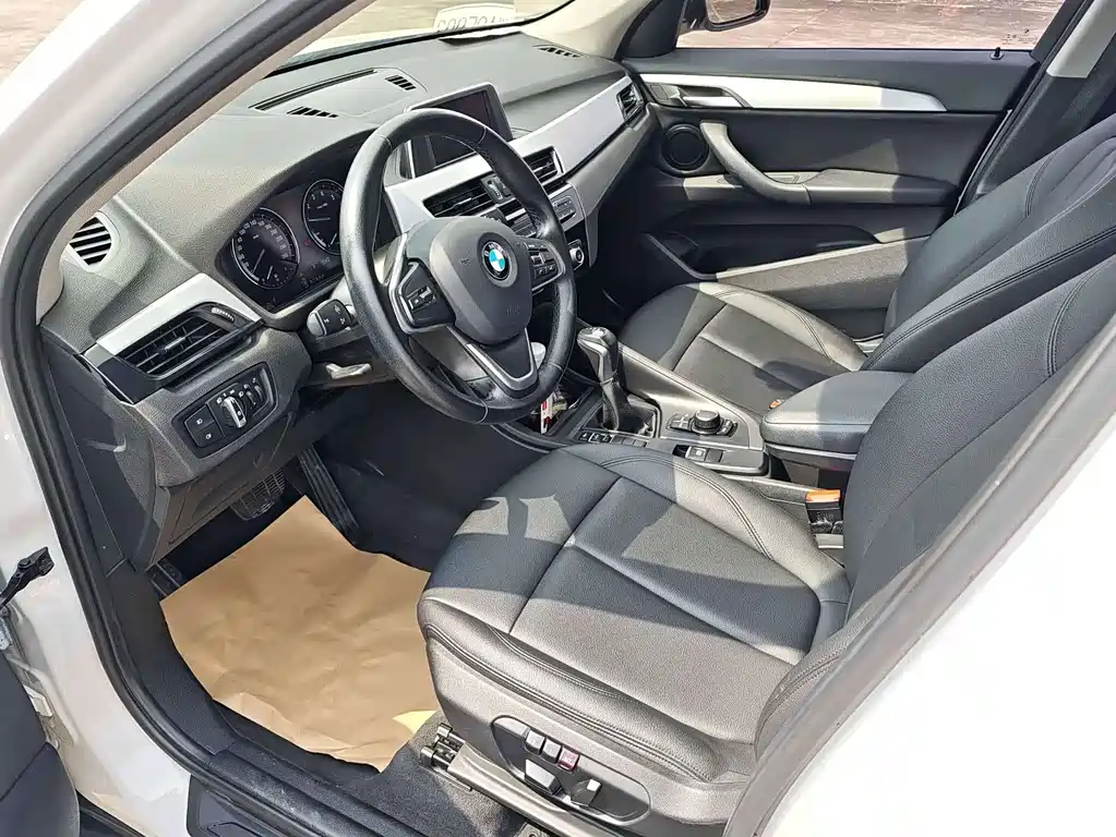 BMW X1 — миниатюра 6
