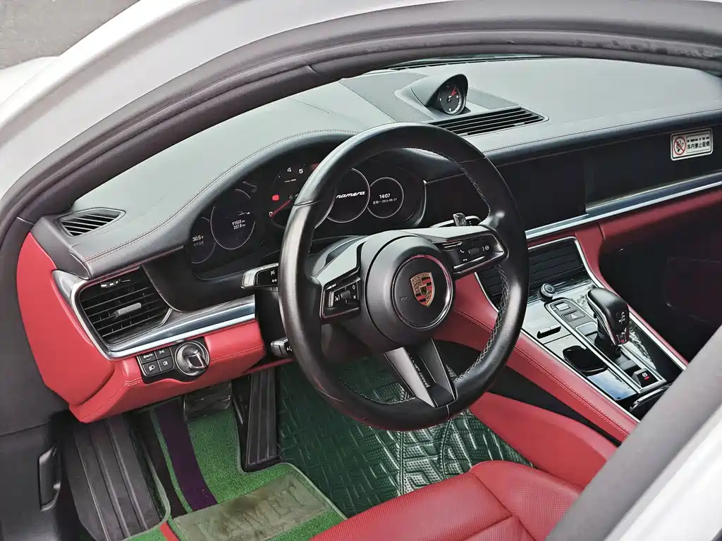 Porsche Panamera — миниатюра 12