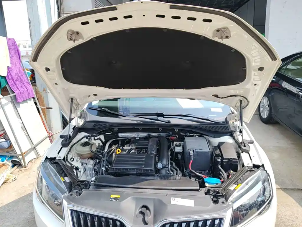 Skoda Superb — миниатюра 20