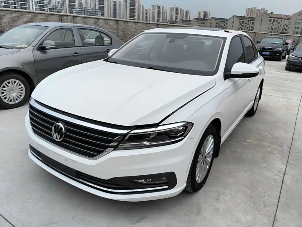 Volkswagen Lavida — миниатюра 2