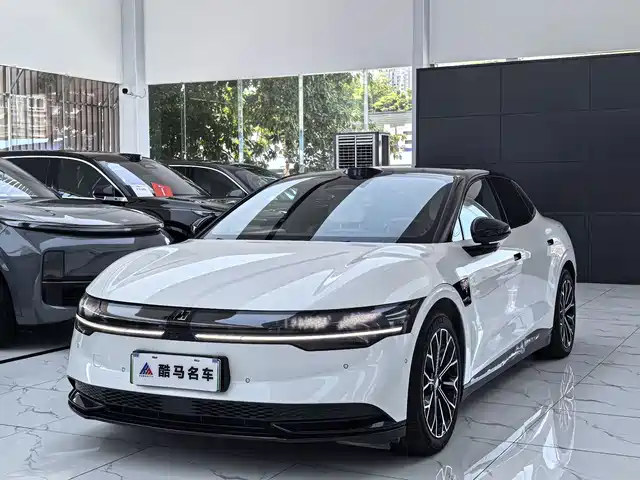 2024 Zeekr 007