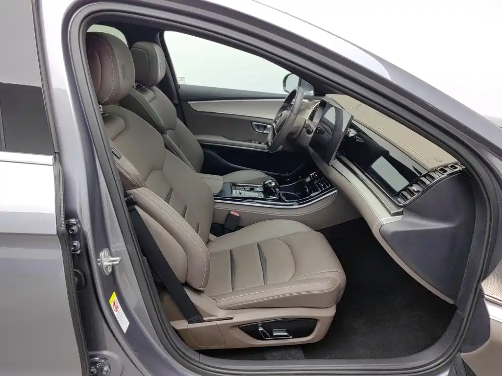 BYD Han — миниатюра 23