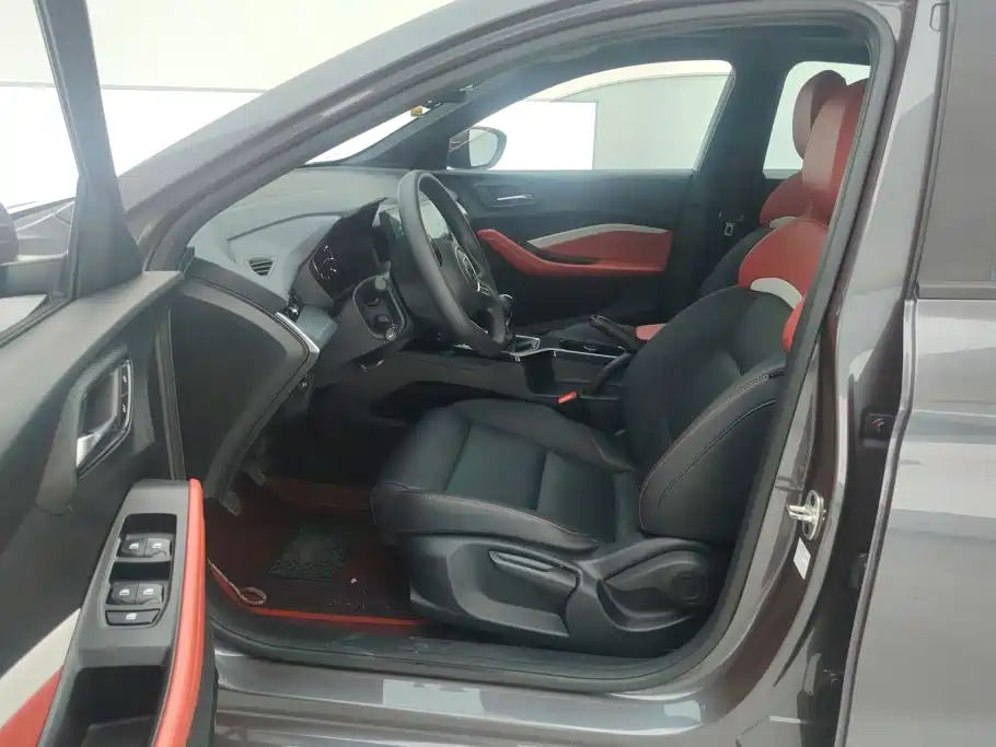 MG MG5 — миниатюра 9