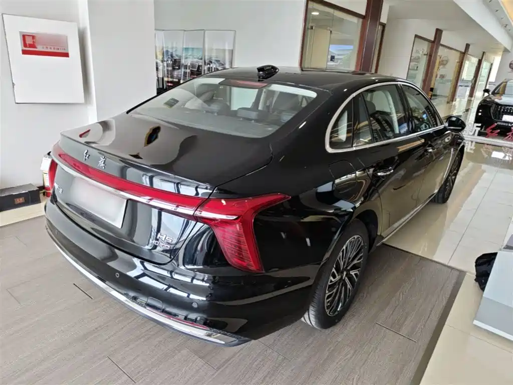 Hongqi H5 2025 2.0T AT
