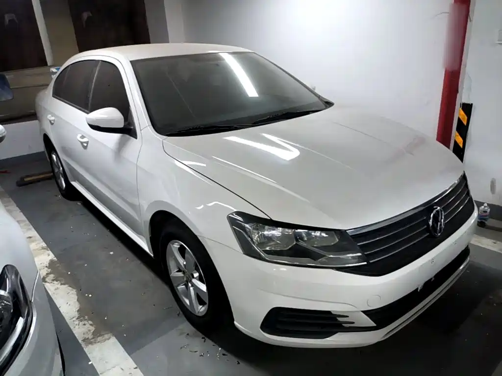Volkswagen Lavida — миниатюра 4