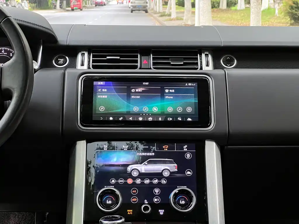 Land Rover Range Rover — миниатюра 16