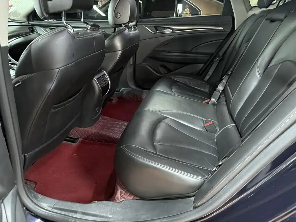 Buick LaCrosse - фото 12