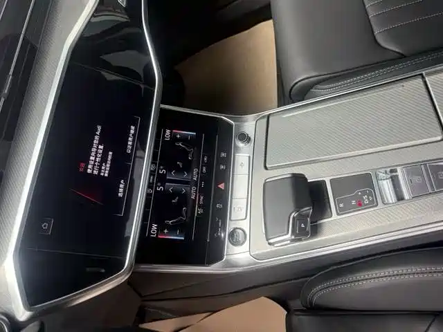 Audi A6L — миниатюра 11