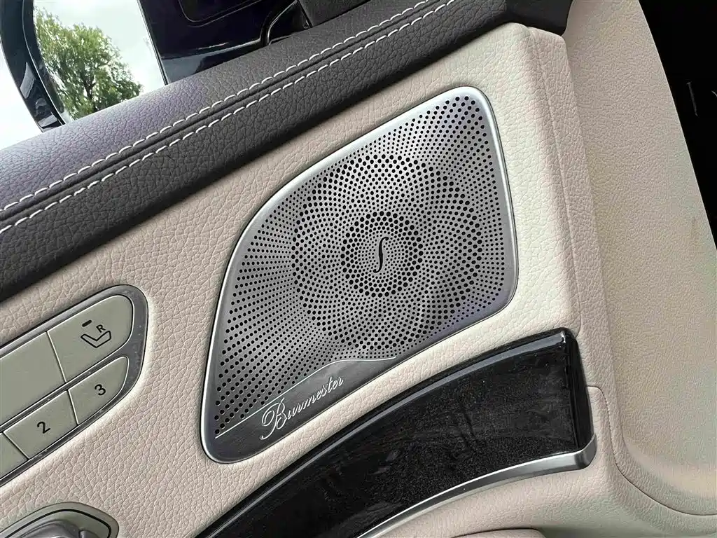 Mercedes-Benz S-Class — миниатюра 4