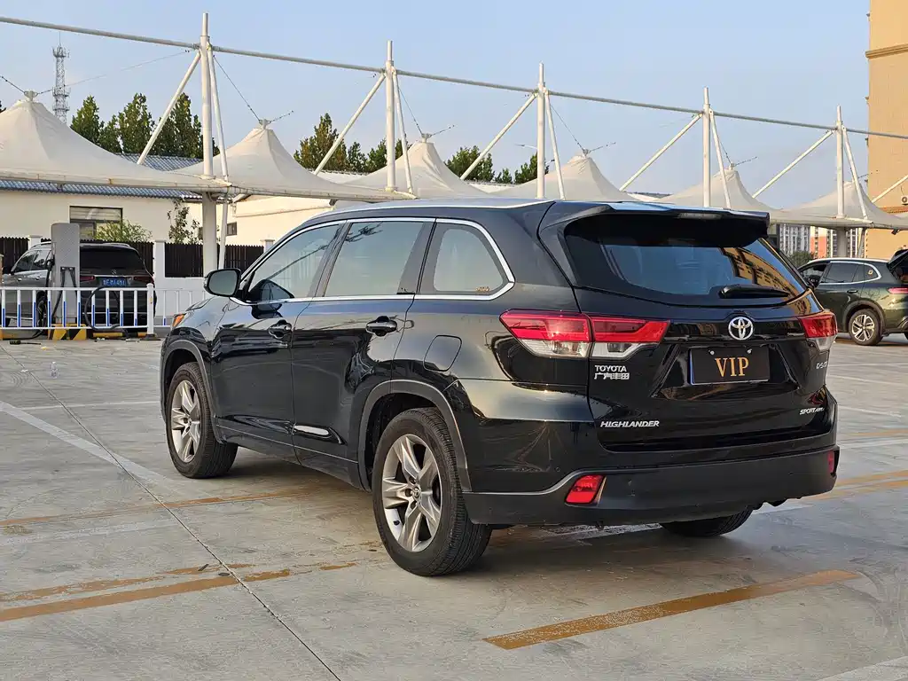 Toyota Highlander — миниатюра 5