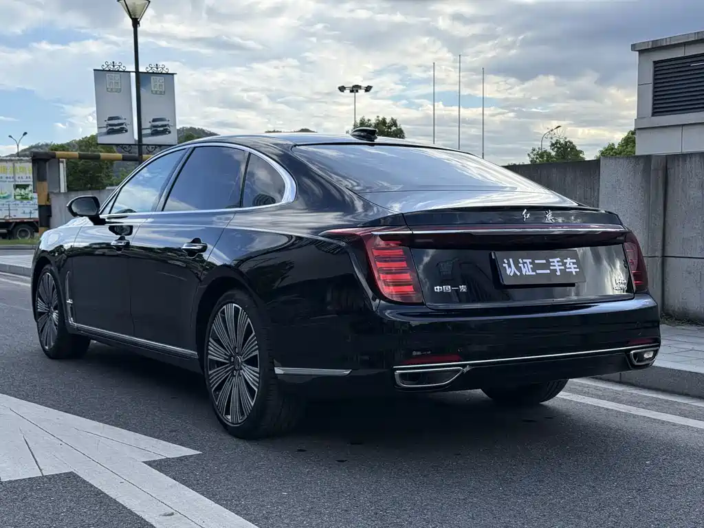Hongqi Hongqi H9 — миниатюра 5
