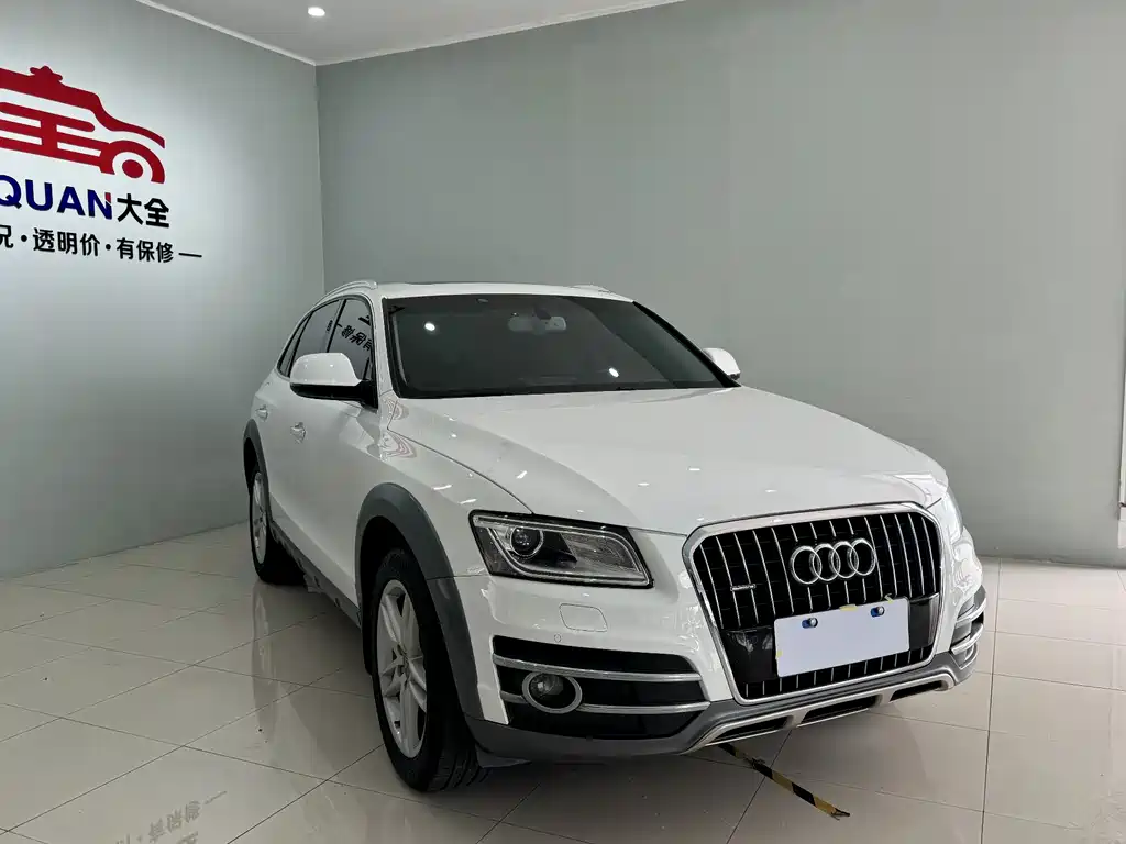 Audi Q5 Plus 40 TFSI Tech Type, фото 3
