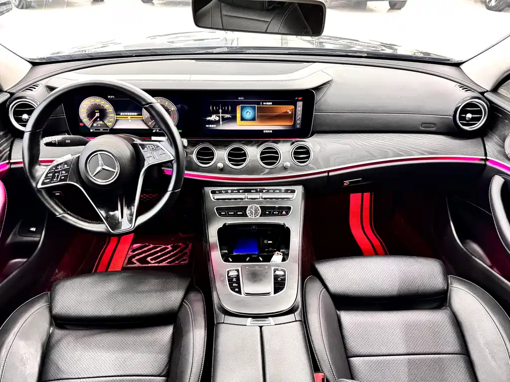 Mercedes-Benz E-Class — миниатюра 4