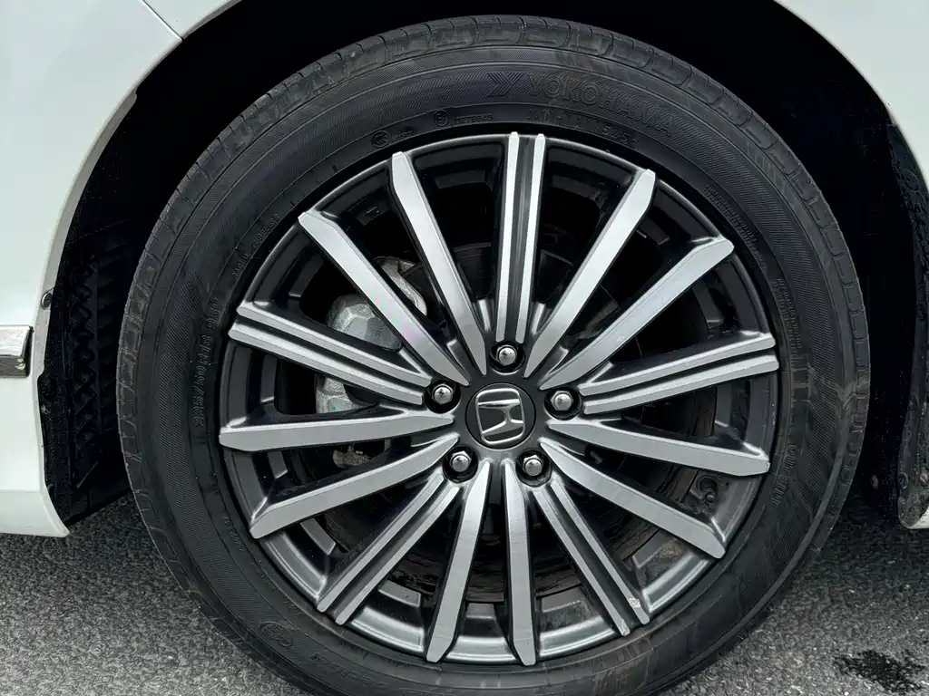 Honda Elysion — миниатюра 7