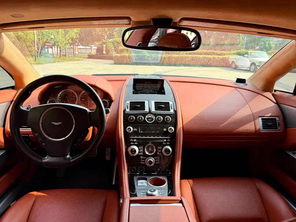Aston Martin Rapide 2010 6.0L