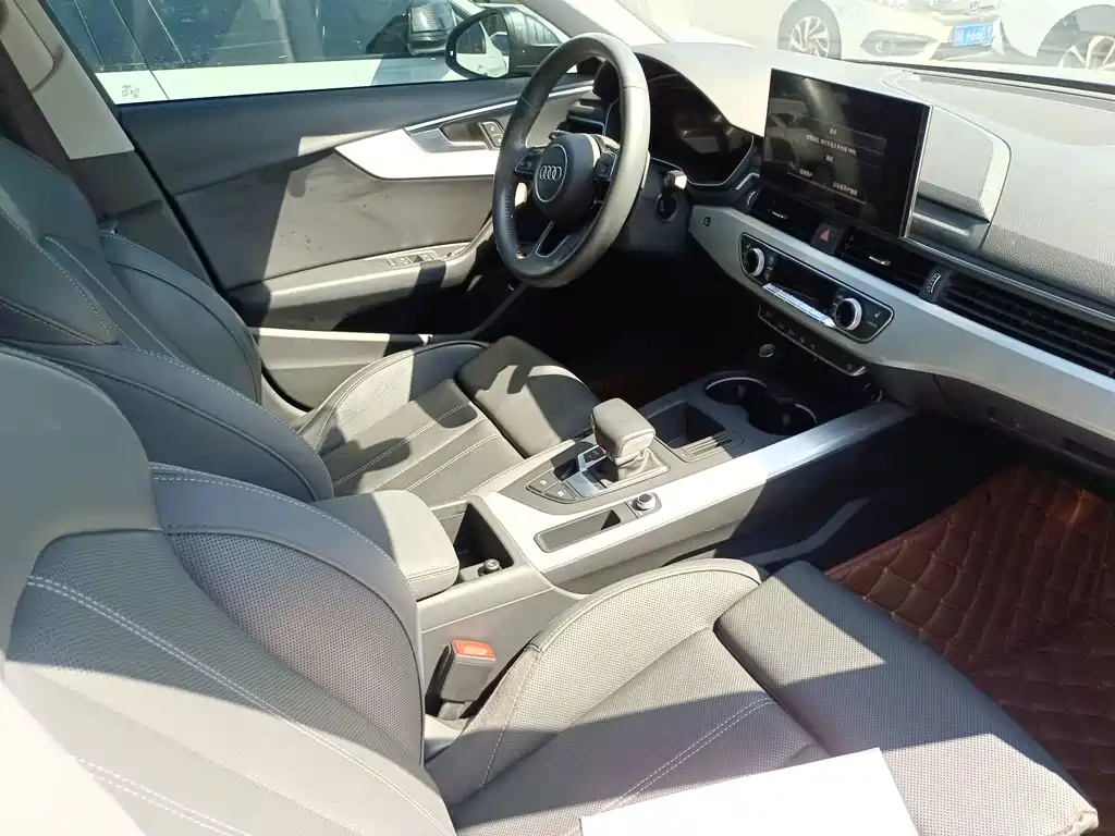 Audi A4L — миниатюра 10