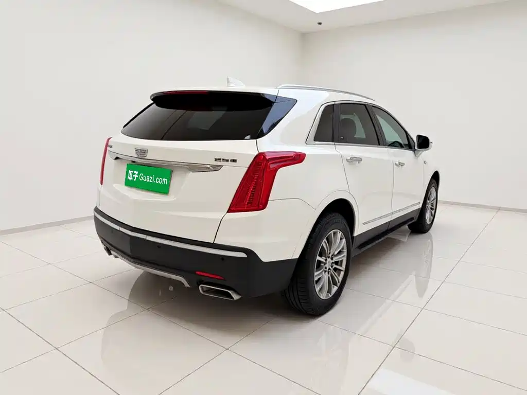 Cadillac XT5 — миниатюра 6