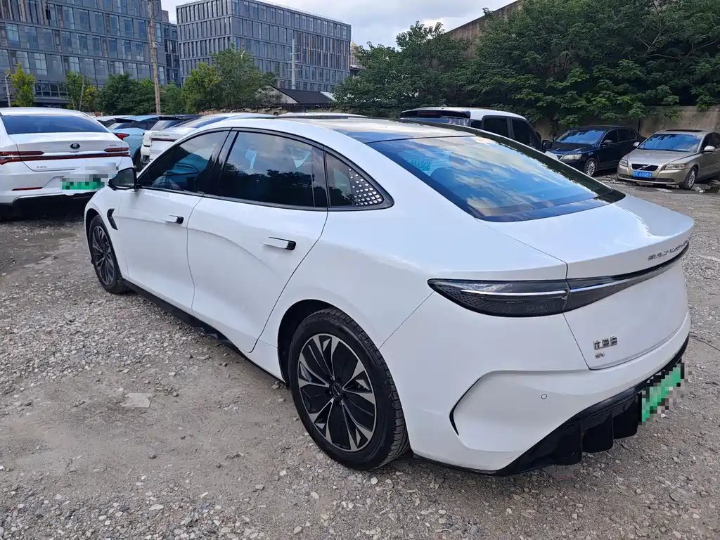 BYD Seal — миниатюра 4