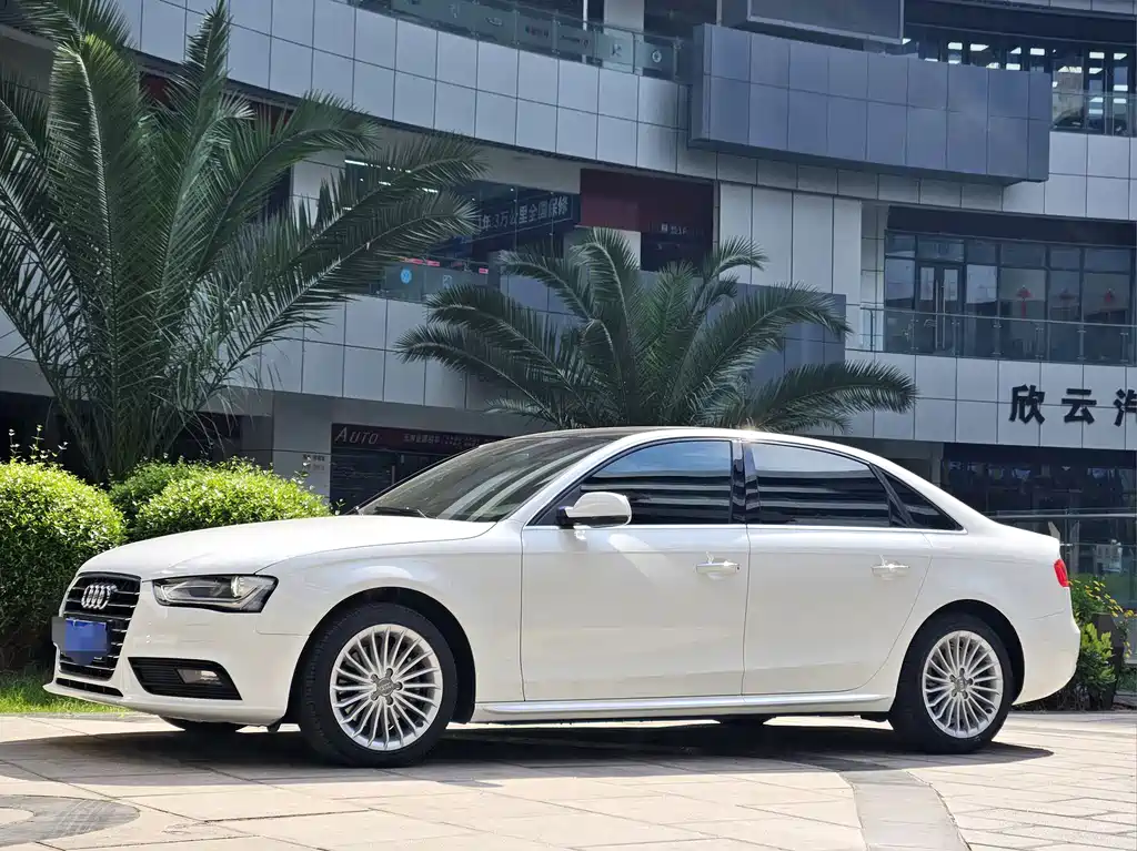 Audi A4L 2016