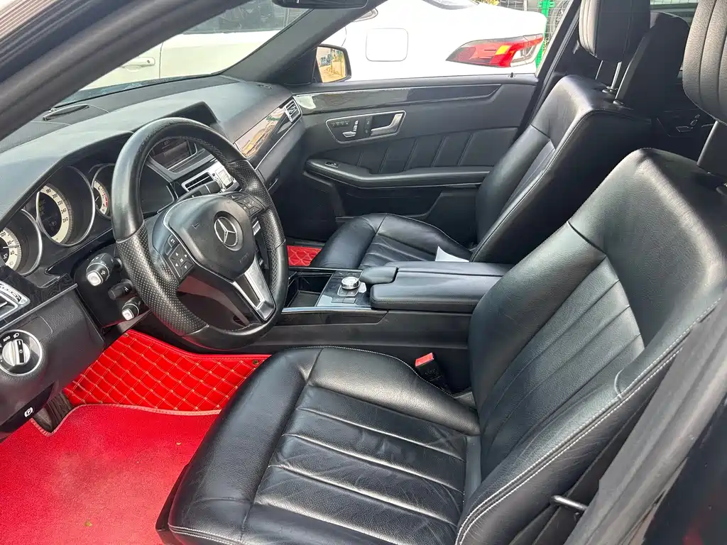 Mercedes-Benz E-Class — миниатюра 4