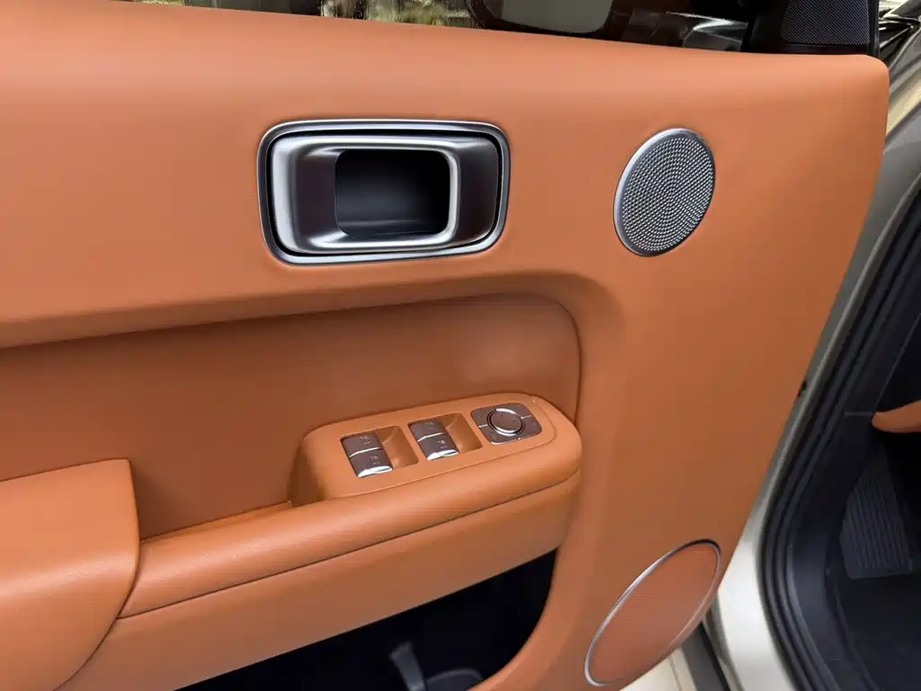 Li Auto Li L9 — миниатюра 4