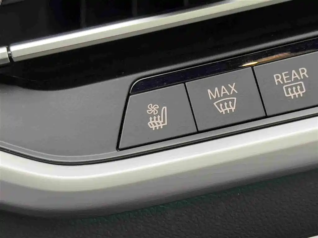 BMW X7 — миниатюра 16