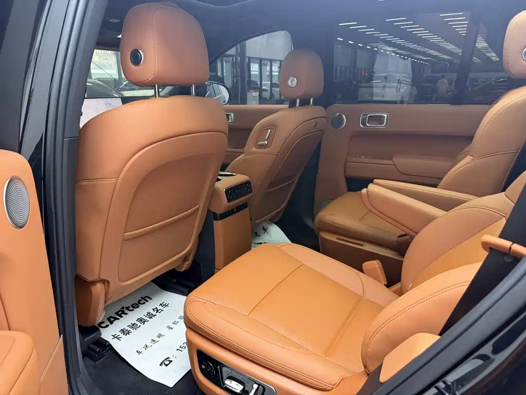 Li Auto Li L8 — миниатюра 16