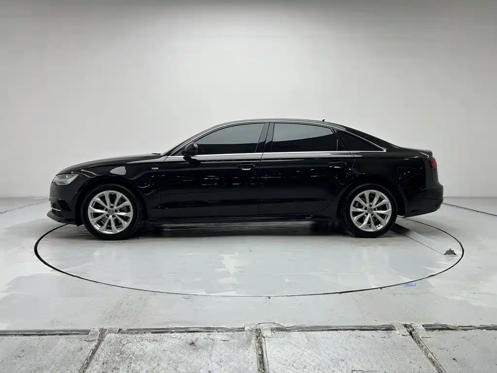 Audi A6L — миниатюра 25