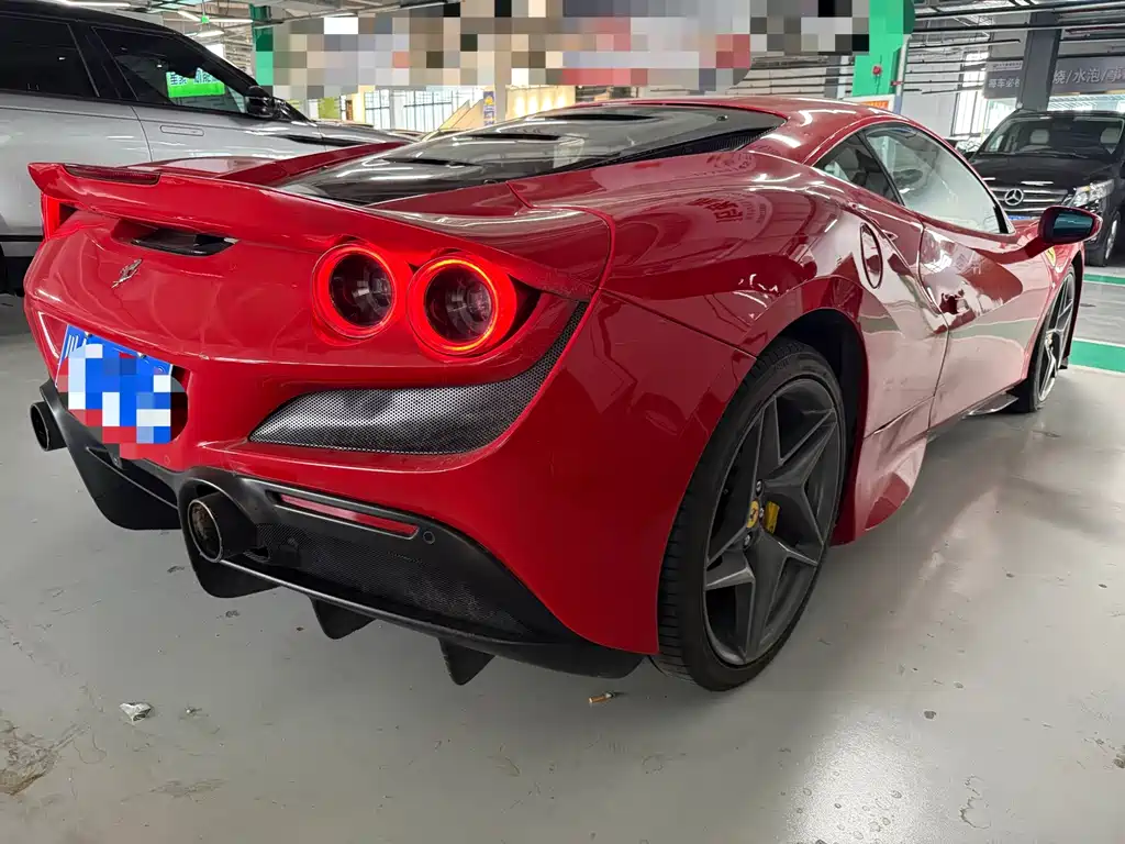 Ferrari F8 — миниатюра 9
