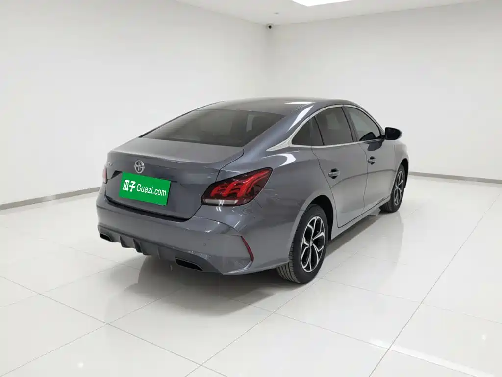 MG MG5 — миниатюра 4