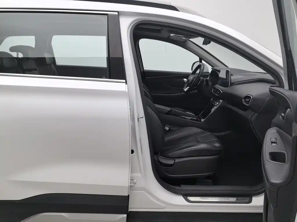 Hyundai Santa Fe — миниатюра 23
