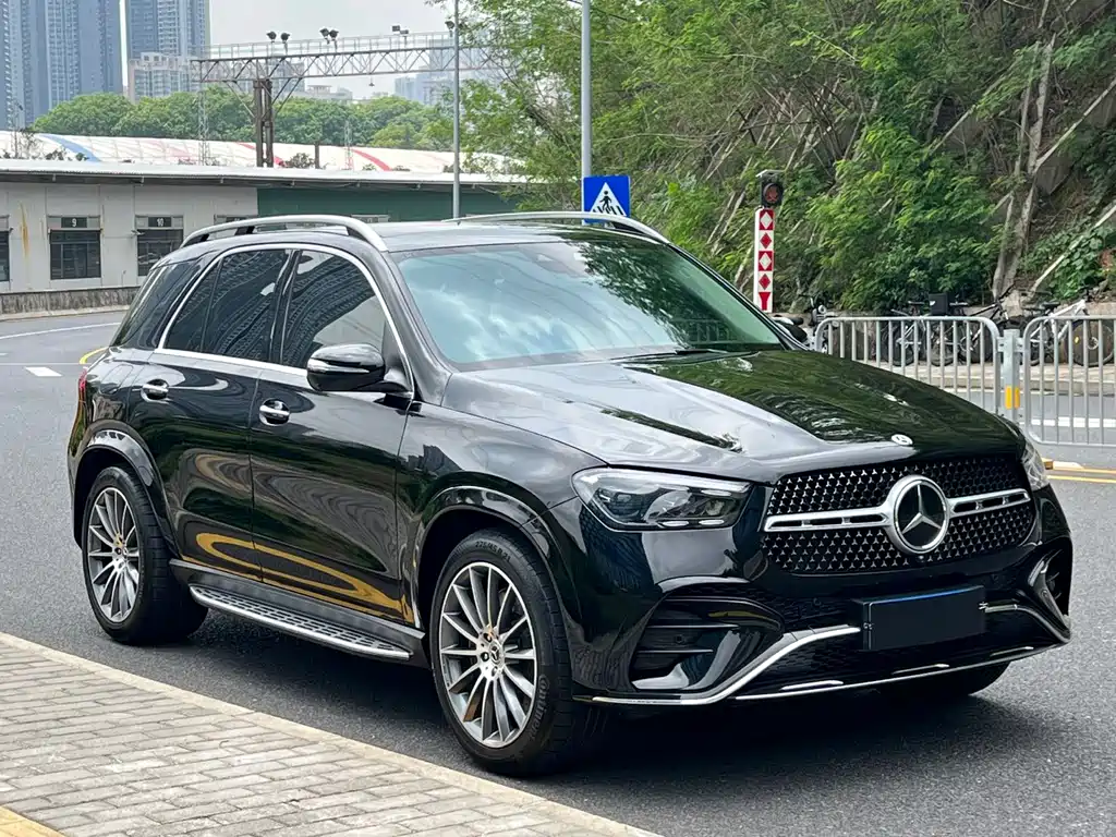 Mercedes-Benz GLE (Import) — миниатюра 3