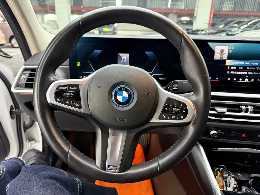 BMW i3 — миниатюра 6