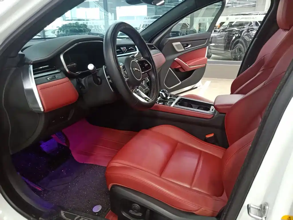 Jaguar XFL — миниатюра 5