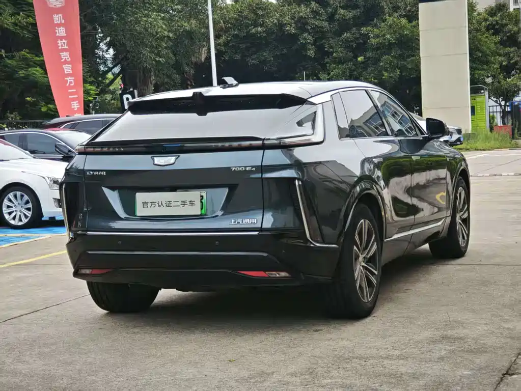 Cadillac Lyriq — миниатюра 5