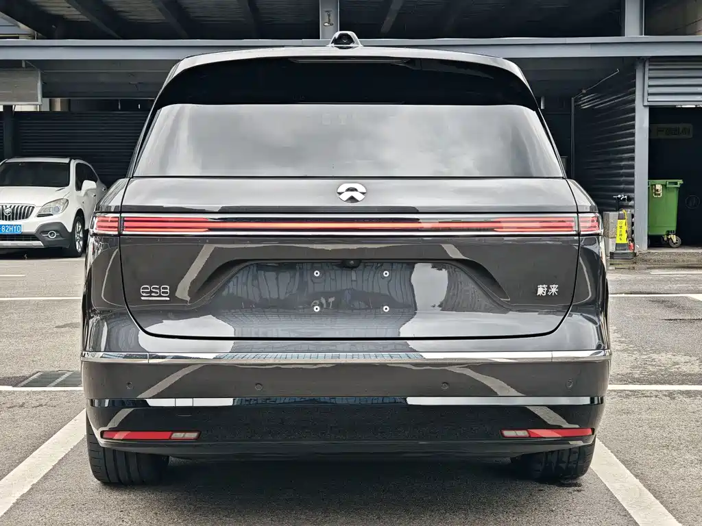 NIO ES8 — миниатюра 5