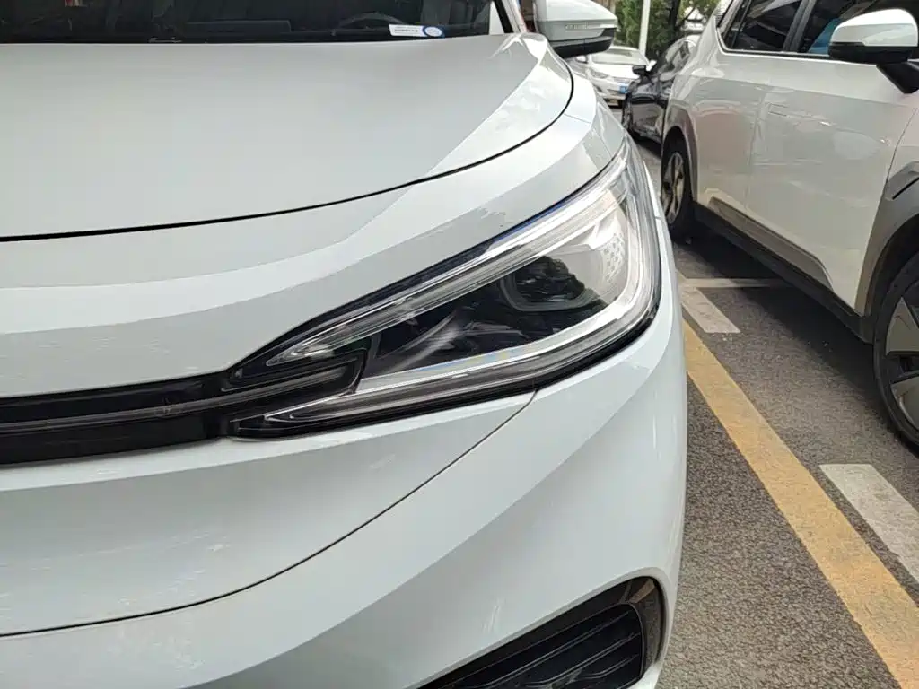 Volkswagen ID.4 X — миниатюра 18