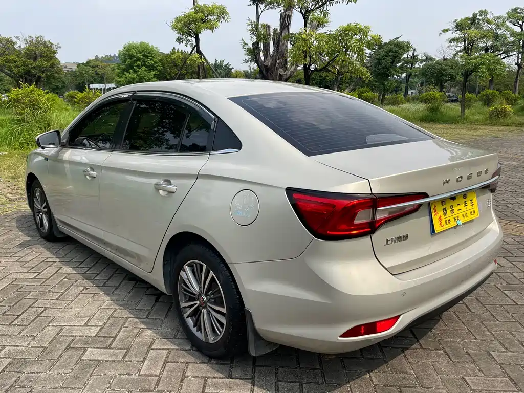 Roewe i5 — миниатюра 7