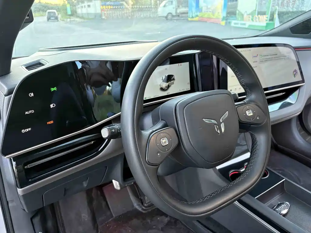 Hongqi Hongqi EH7 — миниатюра 11