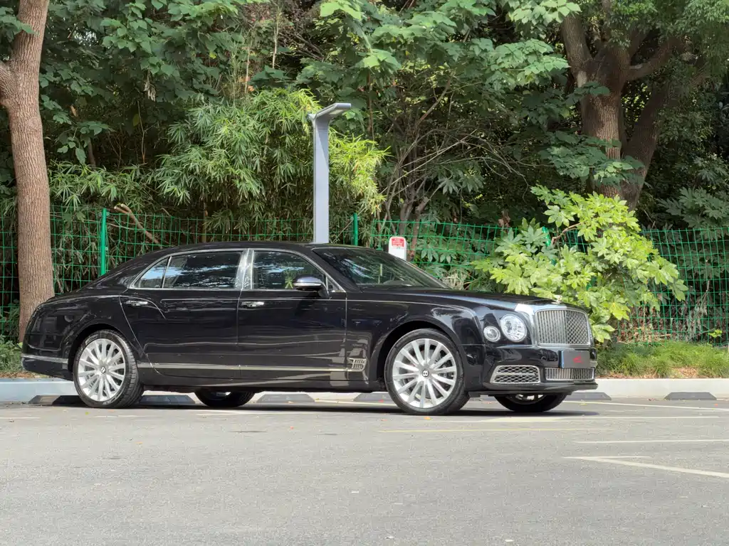 Bentley Mulsanne — миниатюра 7