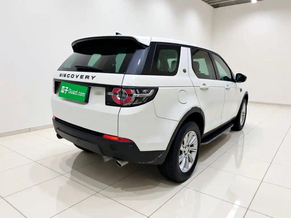 Land Rover Discovery Sport — миниатюра 6