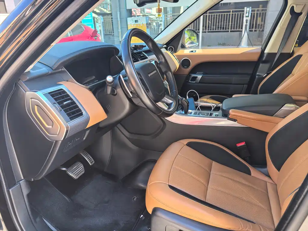 Land Rover Sport — миниатюра 5